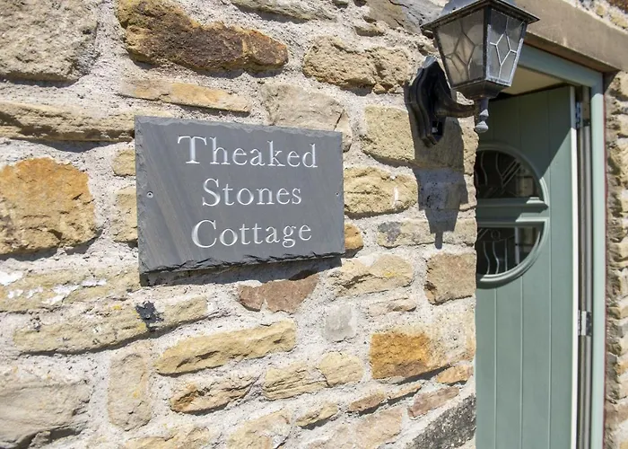 Theaked Stones Holiday home