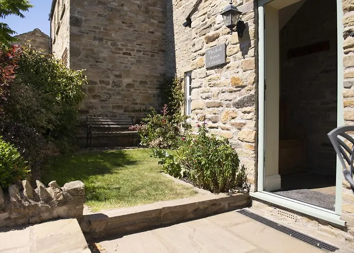 Theaked Stones Leyburn